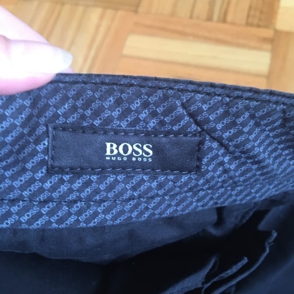 3/15$ Hugo boss pants - Picture 6 of 7